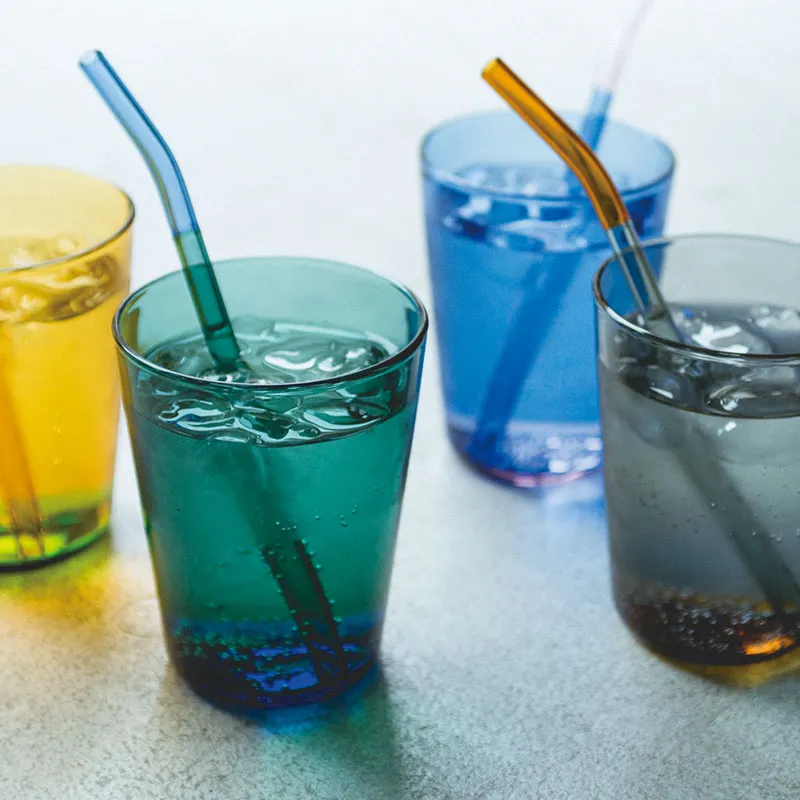 日常使いの定番でもあるタンブラーをTWO TONE シリーズとしてアップグレードしたグラス。容量350ml