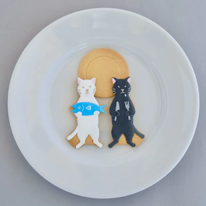 「腹ペコにゃんこ（アイシングクッキー）」お腹すいたよー。