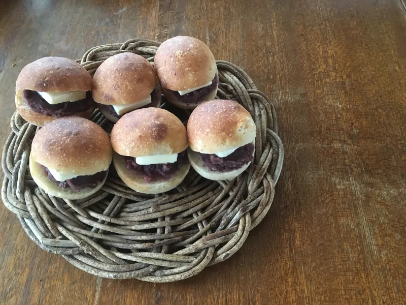 自家製粒あんを使ってあんバターサンド