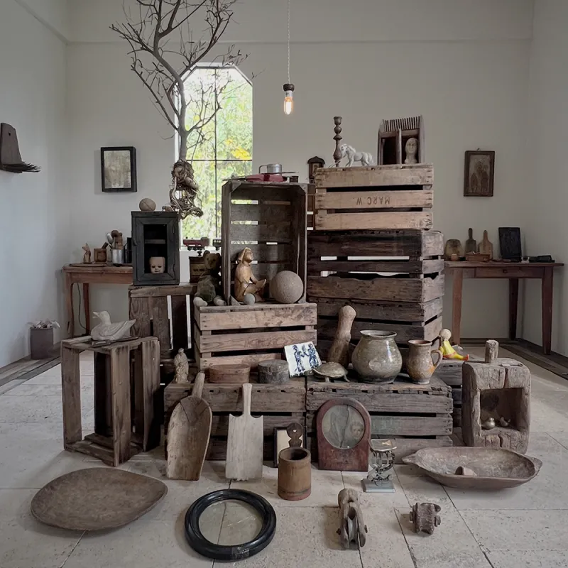 MANSIKKA antiques