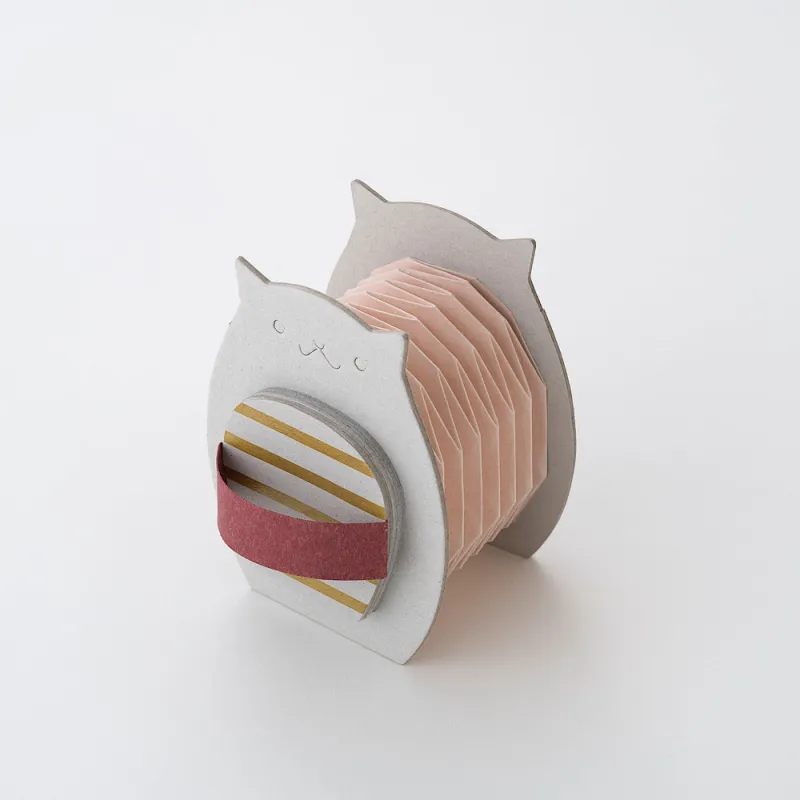 紙の楽器ペパニカ、ねこモチーフのキュートな音が鳴るアコーディオン製作キットです。