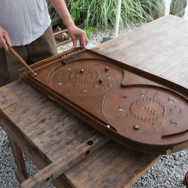 割引や景品が当たるヴィンテージピンボールゲーム