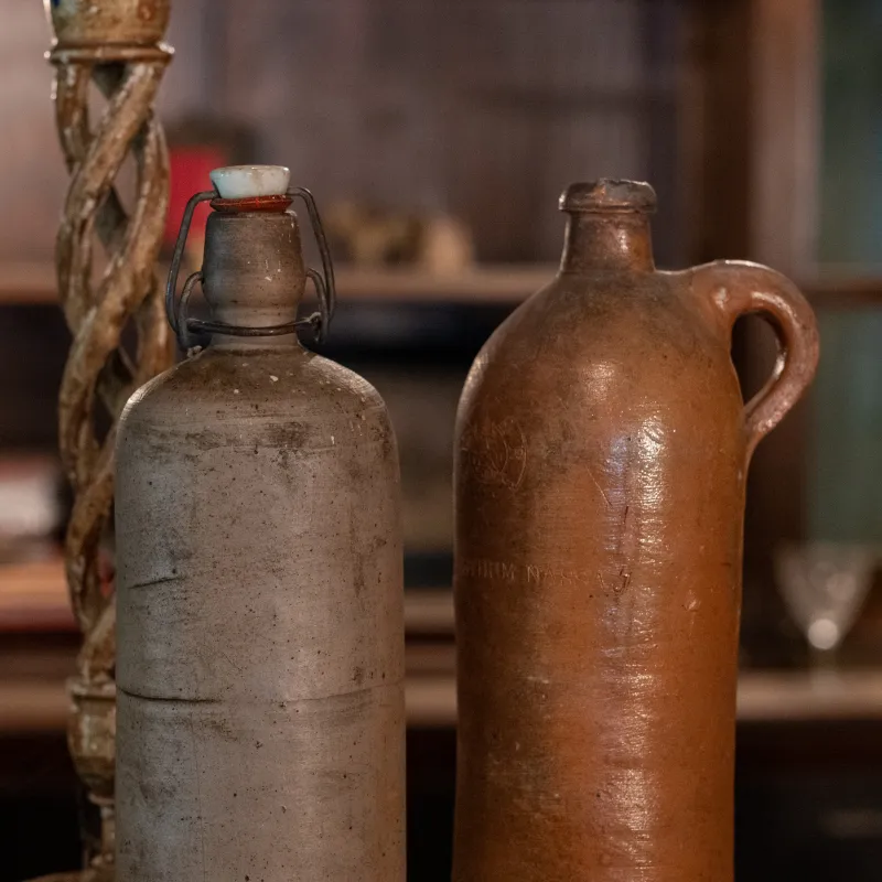 1800年代のとても貴重なウォーターボトル