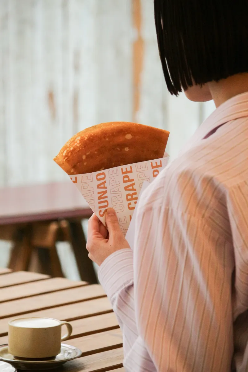 しっかりと小麦の味がするクレープ生地を作りたいという店主の想いからフランス産小麦100％を使用。
