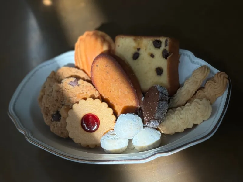 保存料、添加物不使用のいろいろな焼き菓子たち。