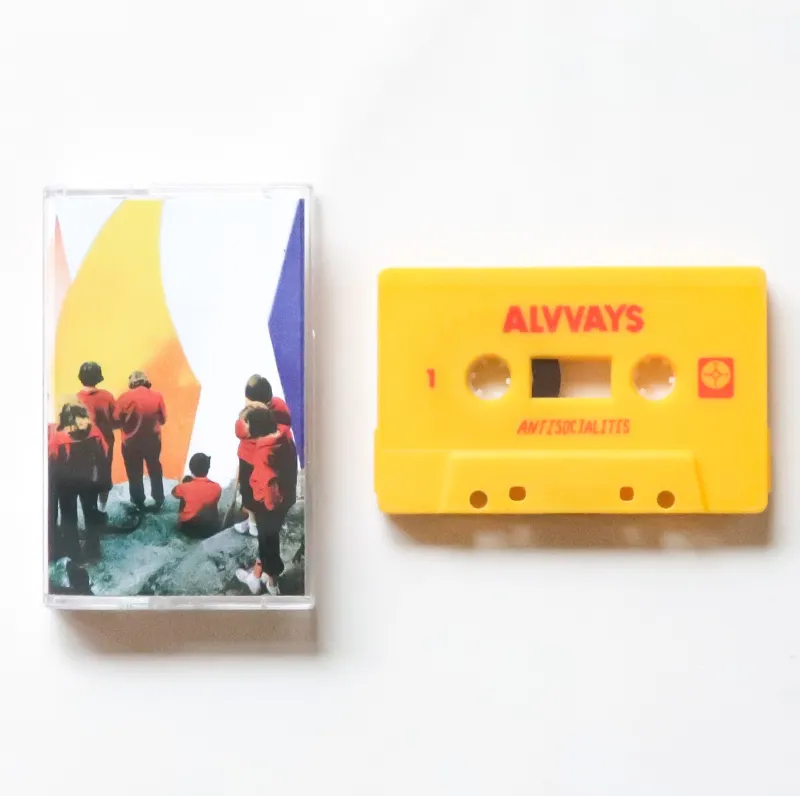 Alvvays「Antisocialites」チープでカラフルなつくりが魅力的なカセットテープ