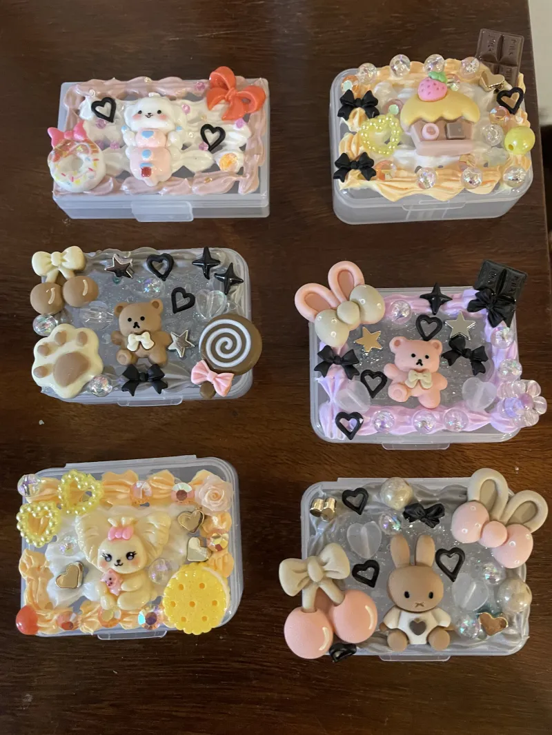 「デコケース」他にも色々な雑貨を販売します！