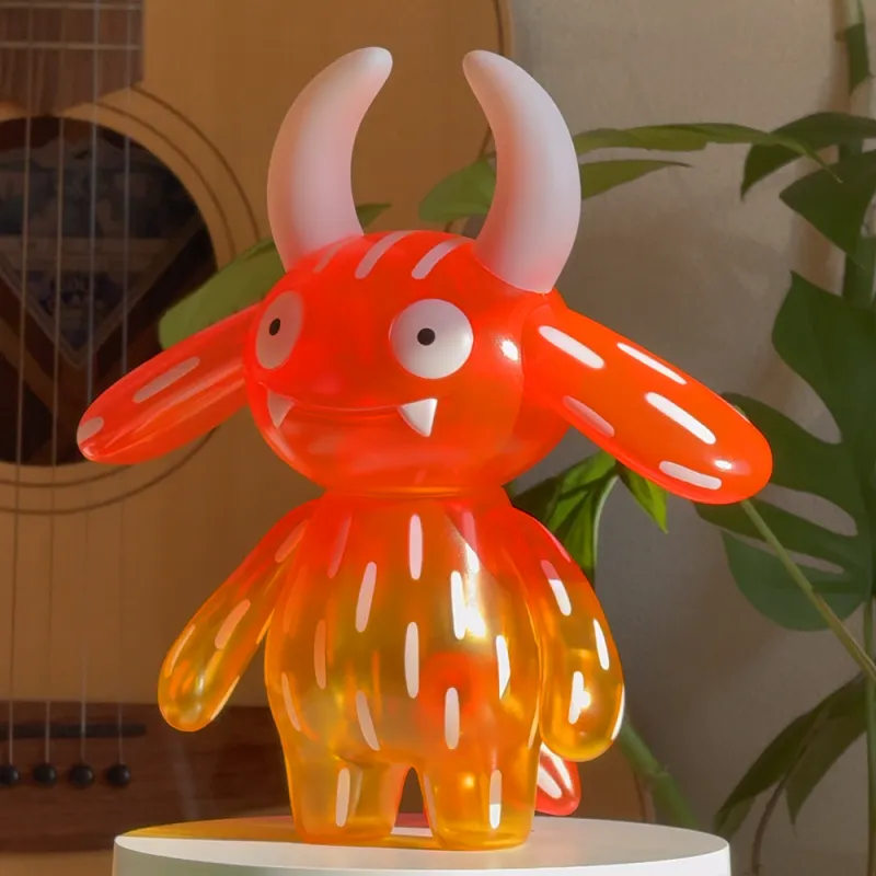 クリア成型にサンセットカラーのグラデーションが美しいポポリです。