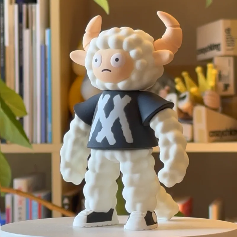 黒いTシャツを着たオレオカラーの「マッシュ」です。