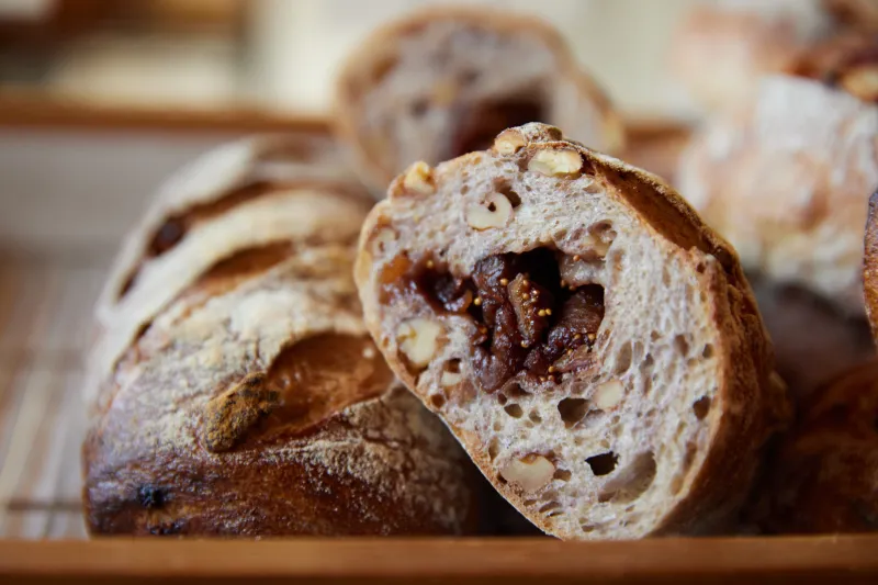 「赤ワイン煮いちじくとくるみ」