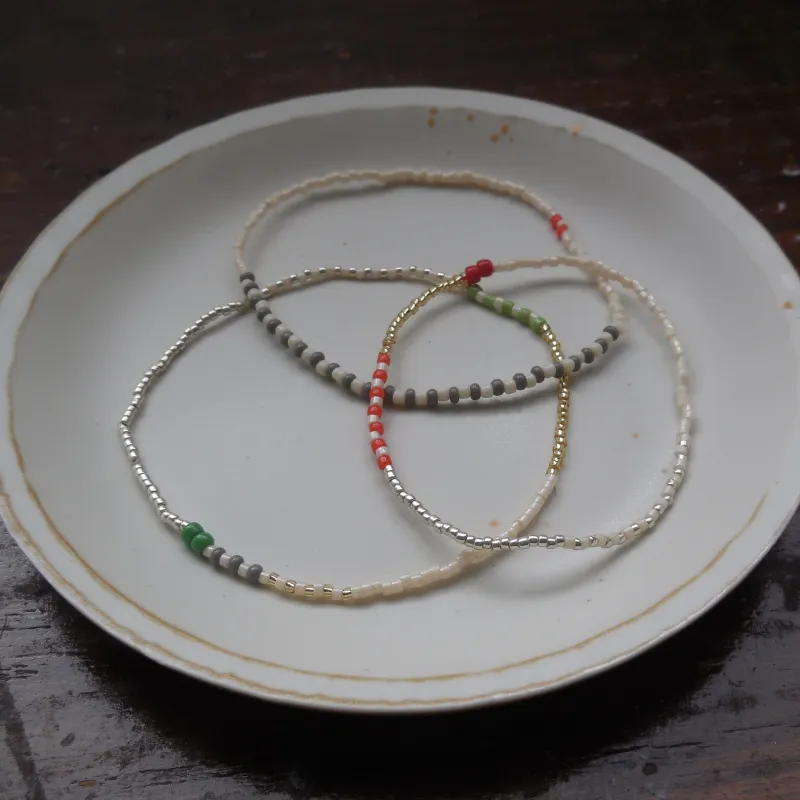 ビーズのブレスレット