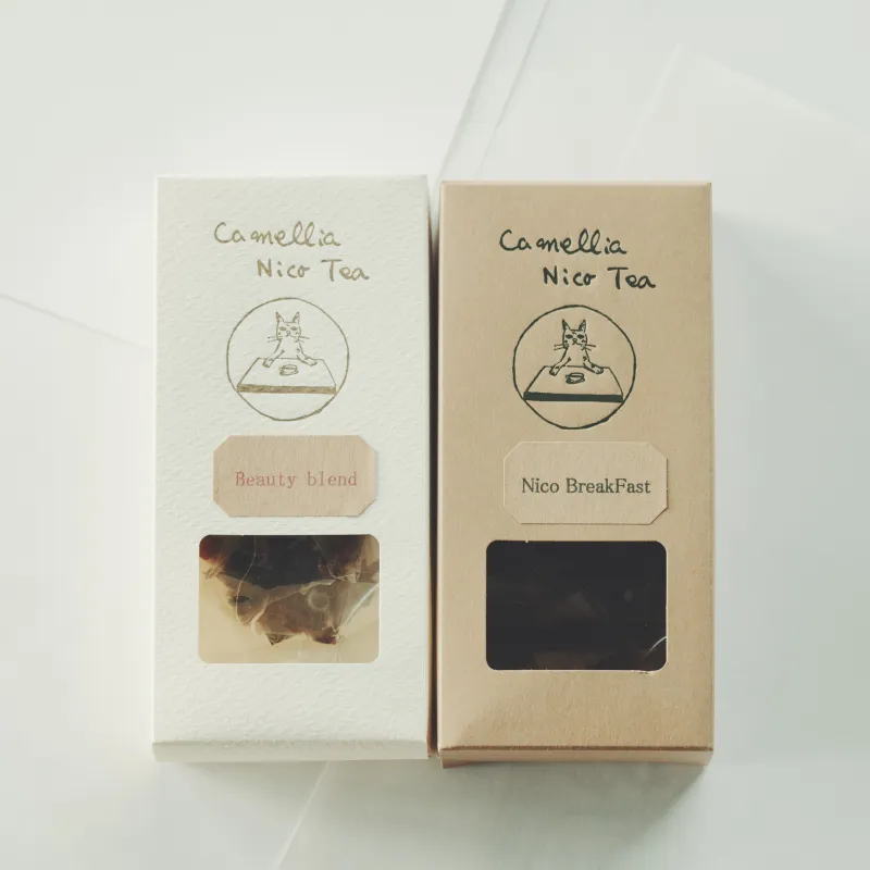 ギフトにどうぞ。箔押し箱入り紅茶・ハーブティー