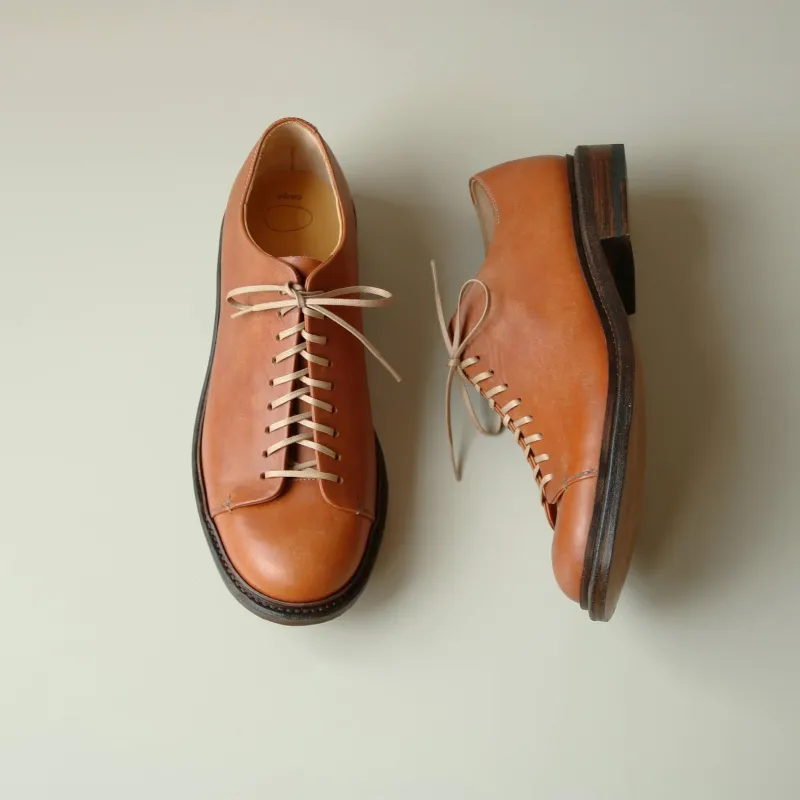 「モンキーシューズ」レザーソールでもかっこよく仕上がります。