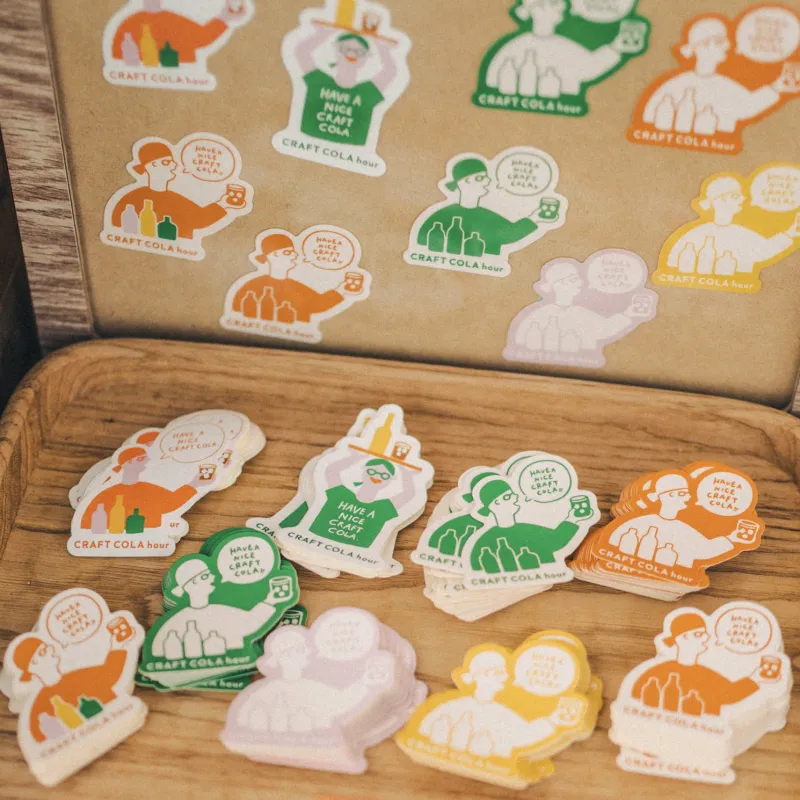 9種類から選べるオリジナルステッカー！　お好きなデザインを見つけてくださいね。
