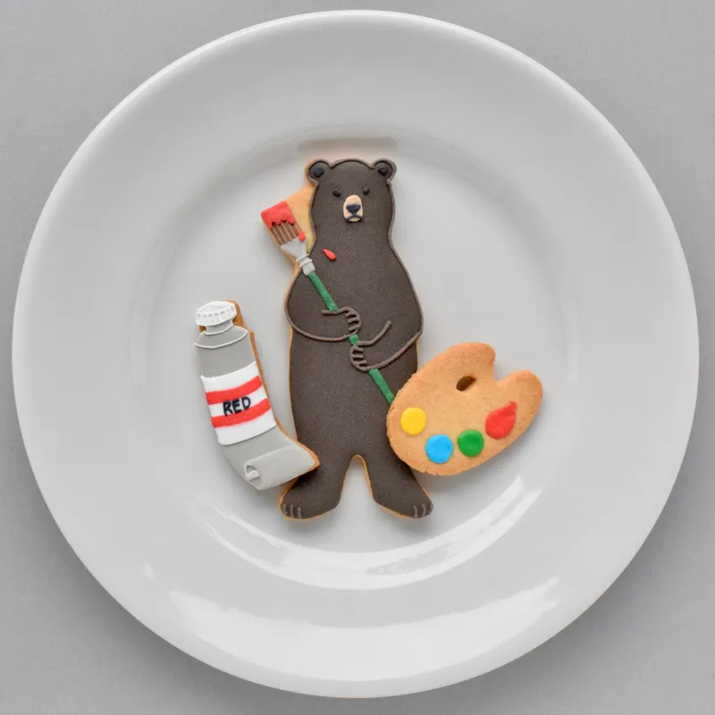 「お絵描きくま」（アイシングクッキー）何を描くのかな。