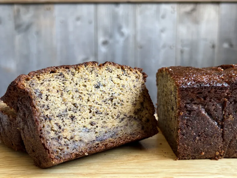 バナナ好きさんもそうじゃない人も虜になるバナナブレッド