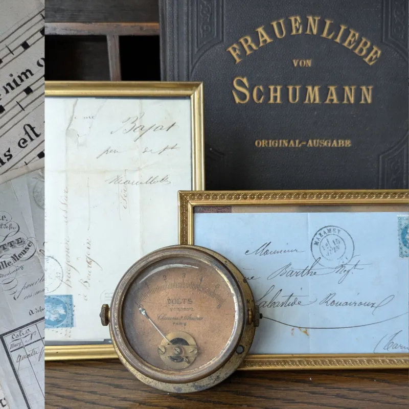 時を超えて出会った、手書き文字。消印や筆跡に見惚れます。