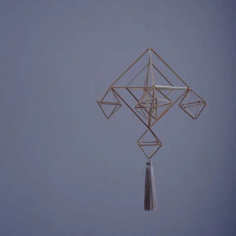 「aula」ヒンメリの基本形 正八面体を組み合わせた王道のヒンメリです！