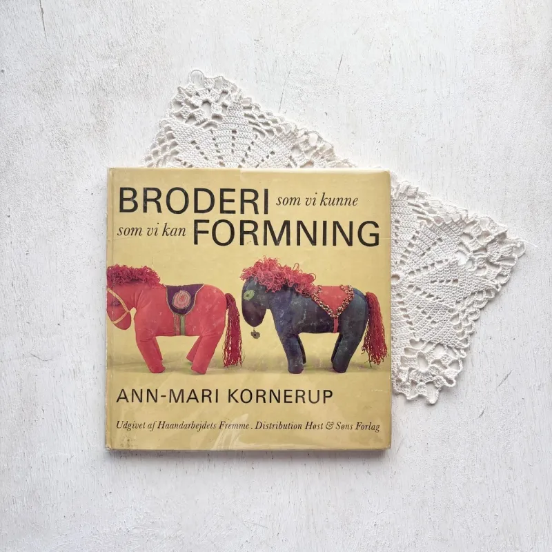 デンマークのテキスタイル・デザイナーによる、子供のための刺繍本