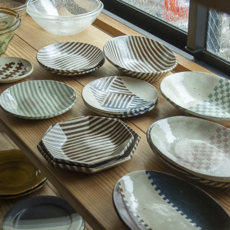 鳥取県で作陶されている「牧谷窯」杉本義訓さんの練り込みうつわ