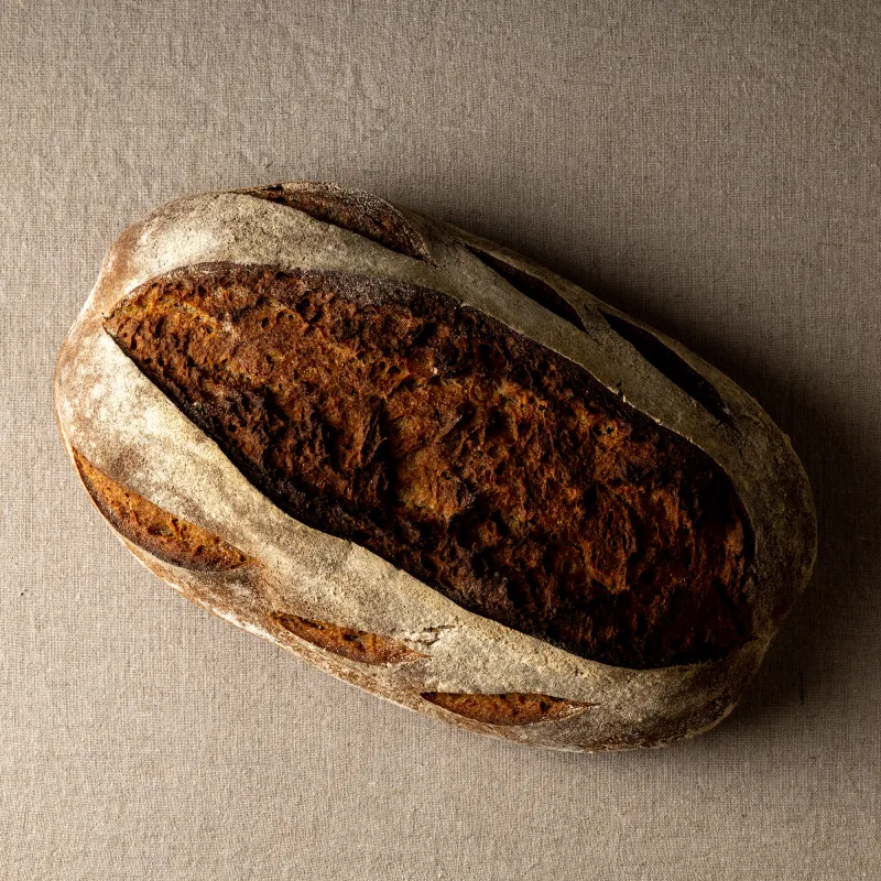 古代小麦の一種、スペルト小麦のパンです。グルテンの繋がりが弱めなので消化しやすい特徴があります。