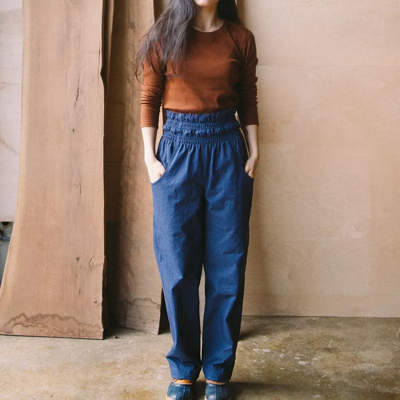 イブルと同じ染め方の次世代アウトドア、タウンパンツ