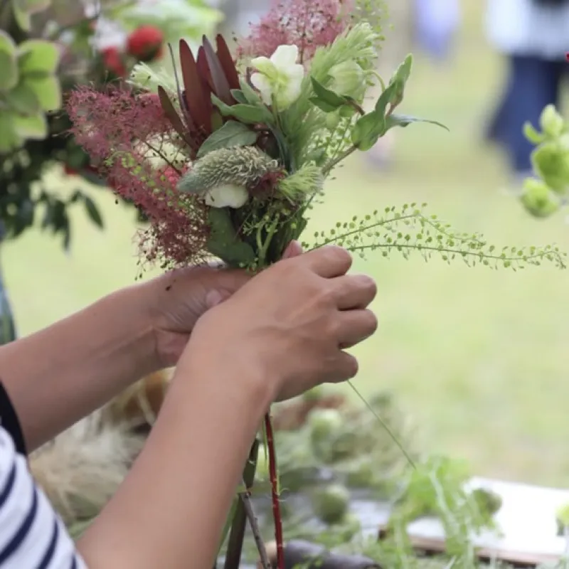 店頭でライブswagもやります。フレッシュからドライへ。植物が暮らしの中で経年していく豊かな時間を。
