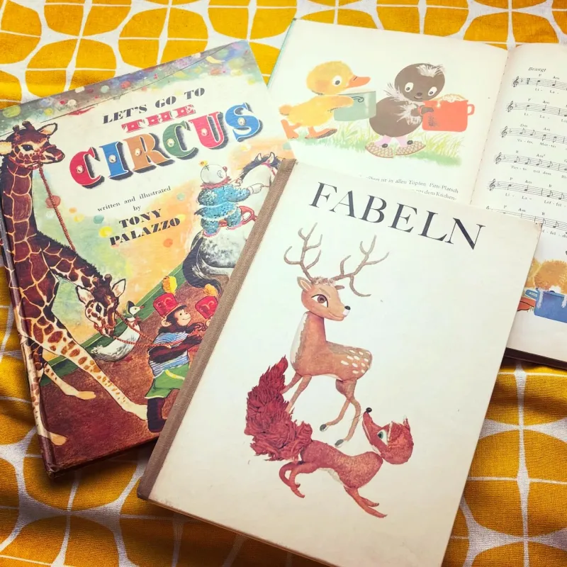 かわいい洋書絵本もたくさんお持ちします。