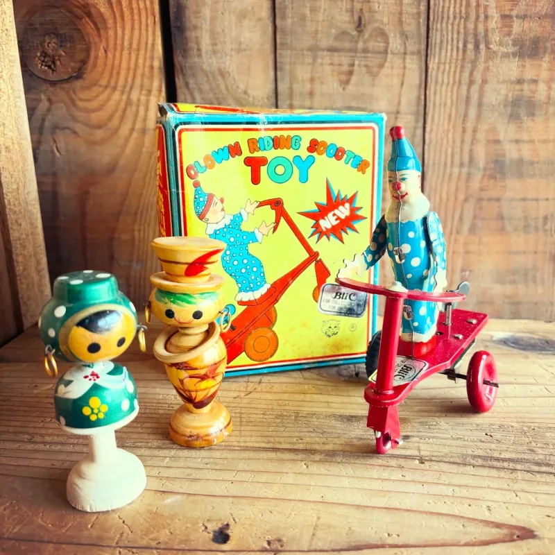 世界の小さなおもちゃたちもいろいろ連れていきます。