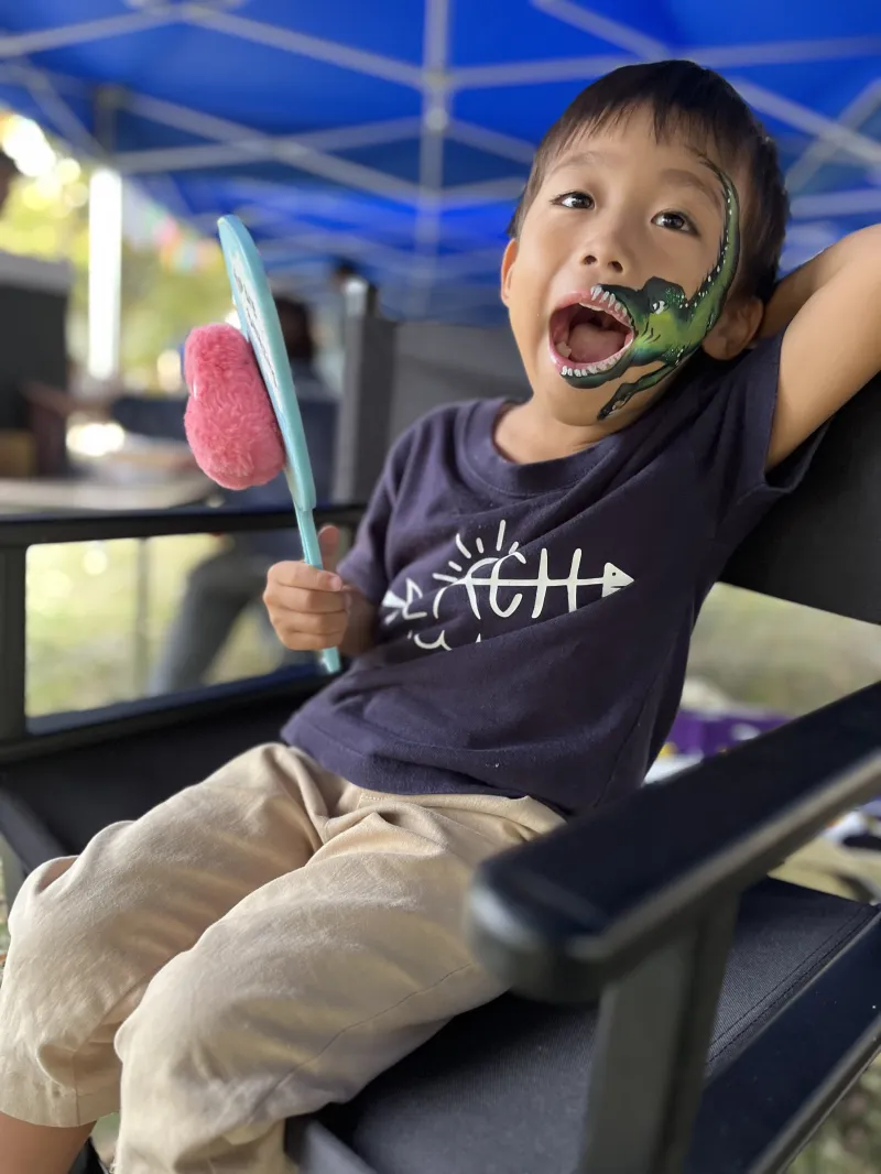 大きなガオーをお願いします！　恐竜ペイント