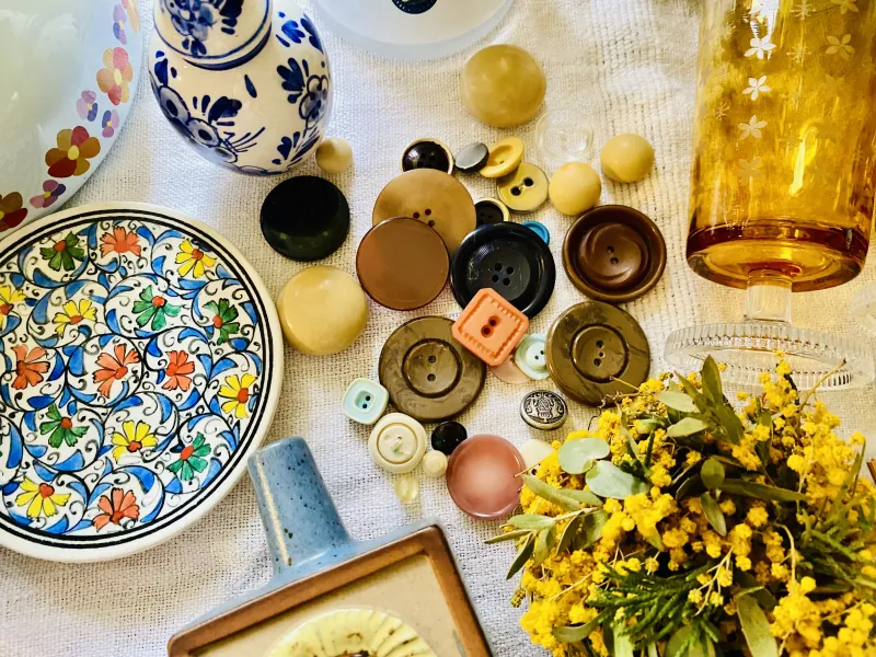 ひとつひとつが宝物。古いボタンはあるだけで嬉しい！