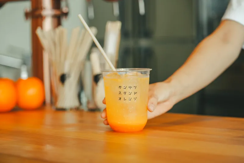 プリプリ果肉のつぶつぶ柑橘スカッシュ