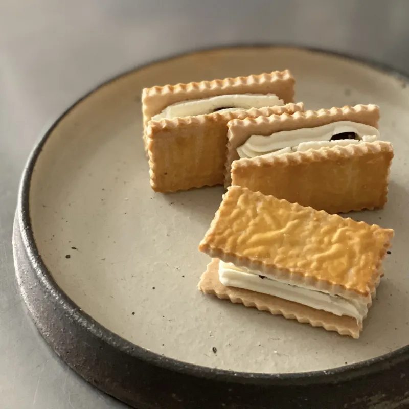 色々なドライフルーツや果物のコンポートで作る｢バターサンドイッチ」サブレも組み合わせによってフレーバーが変わります。