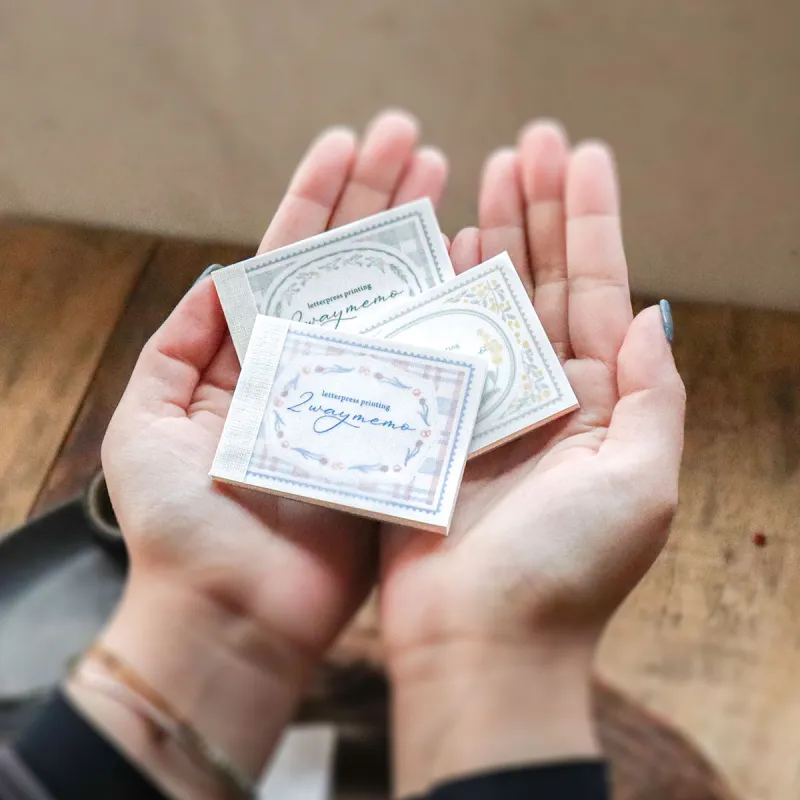 封緘シール「湖・海辺」湖畔と海辺、違う場所に居ても、同じ時間に同じ月を見ている月夜の封緘シール