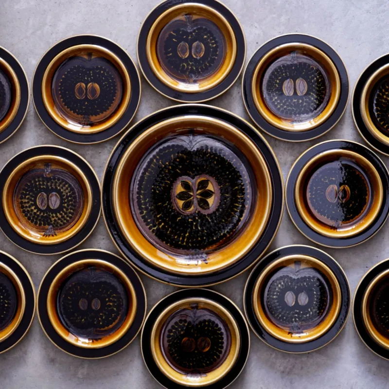 1960年～1975年にフィンランド「ARABIA」で作られた「Fructus」シリーズは手描きの個性が魅力的。