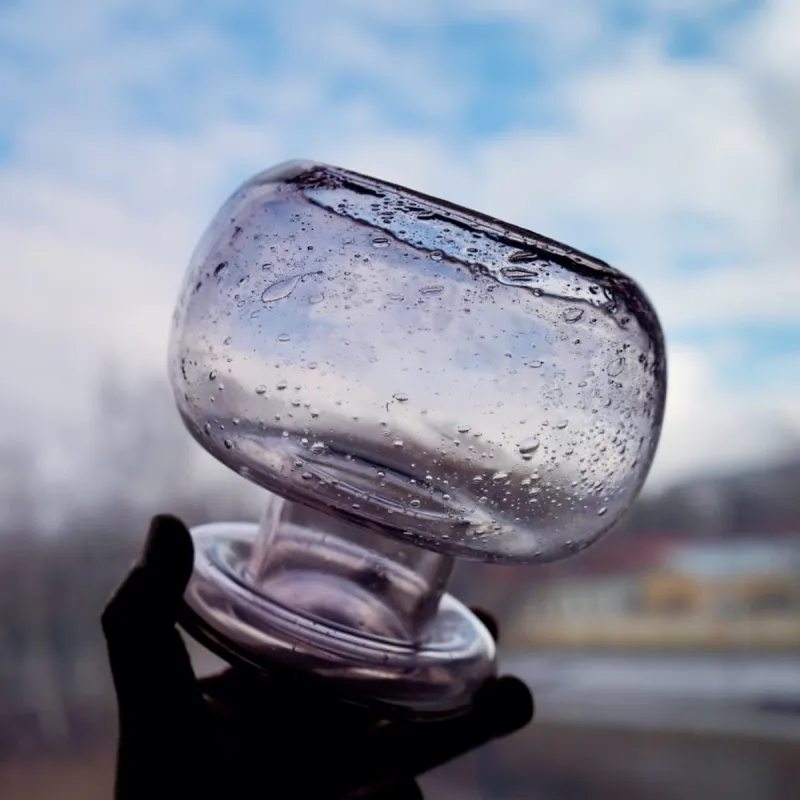 ガラスに閉じ込められたバブルが美しい、フィンランド「Nuutajarvi」で1966年～1980年に作られたベース