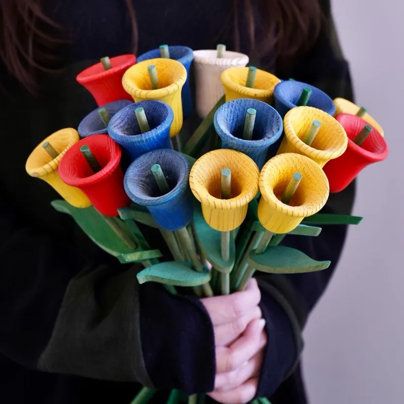 フィンランドの白樺の木で作られている「aarikka」のチューリップ