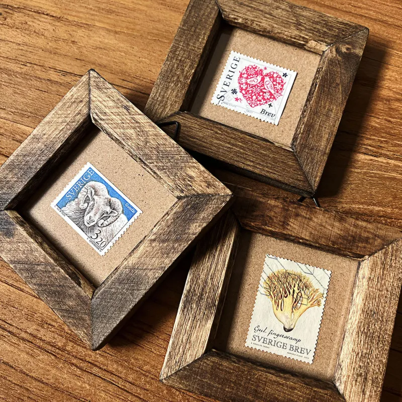 スウェーデンの古切手を閉じ込めたフレーム