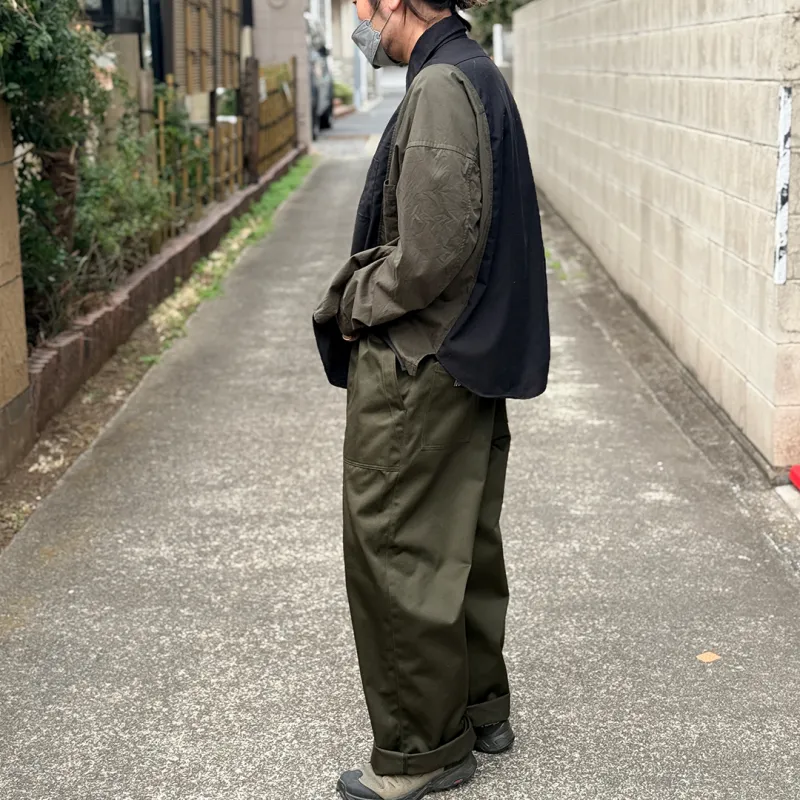 MANIKA定番のベイカーパンツがマイナーチェンジ。2サイズ2カラーの新展開。全て手作業で仕上げるハンドメイド製品です。