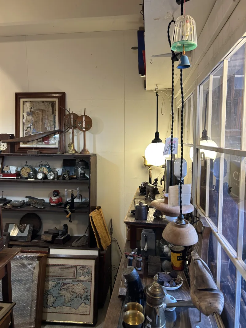 店内にあるオリジナル吊りランプ、多数持参します！