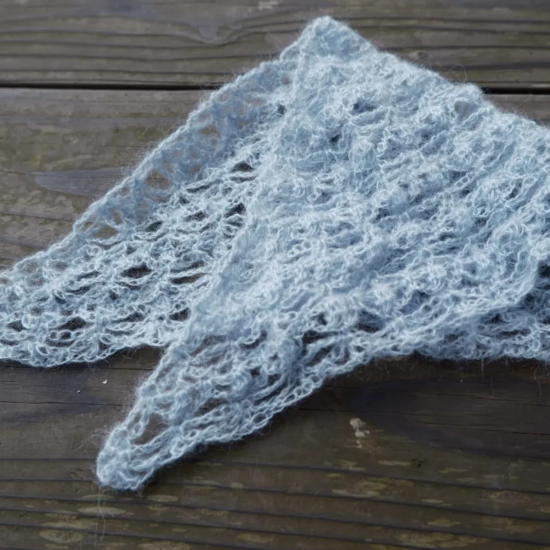 バブシューカは色と模様、いくつかのパターンでご用意しています。