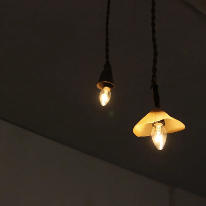 古材を活かしたペンダントライト（Japan）