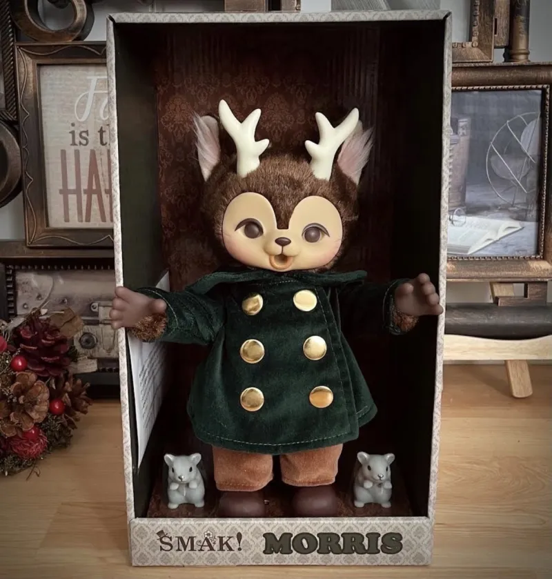 つのがはえた猫「MORRIS」モンチッチとコラボしたプラッシュタイプのフィギュアです。