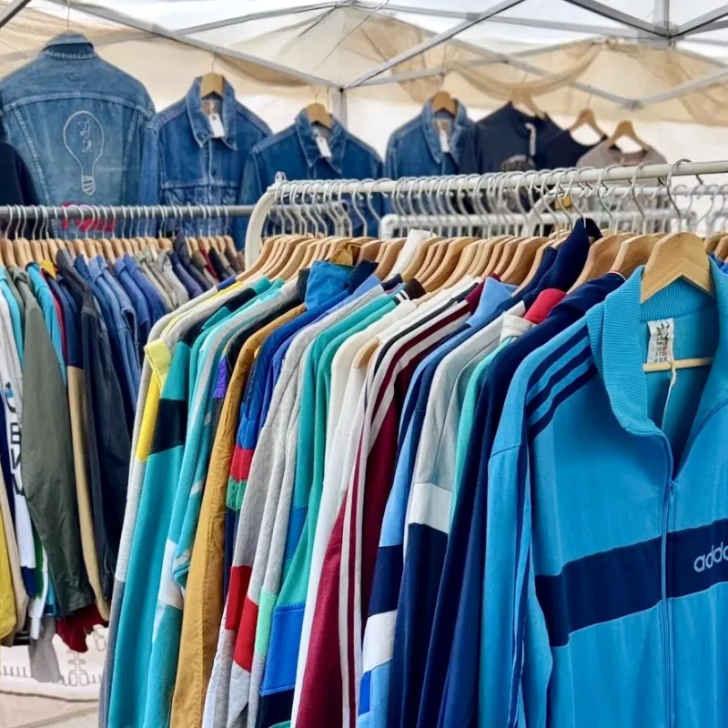 「adidas」トラッキングジャケット。70年代、80年代ヴィンテージ 。ドイツから届きました。