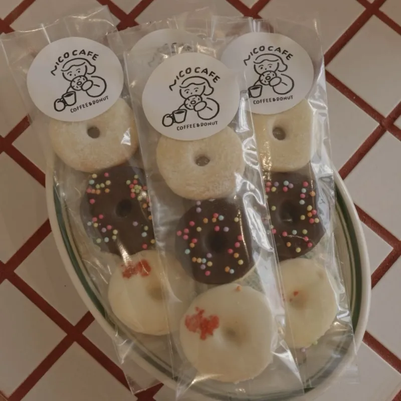 NICO CAFEの人気商品。ドーナツ型のクッキー、ホロサク食感のクッキーです。