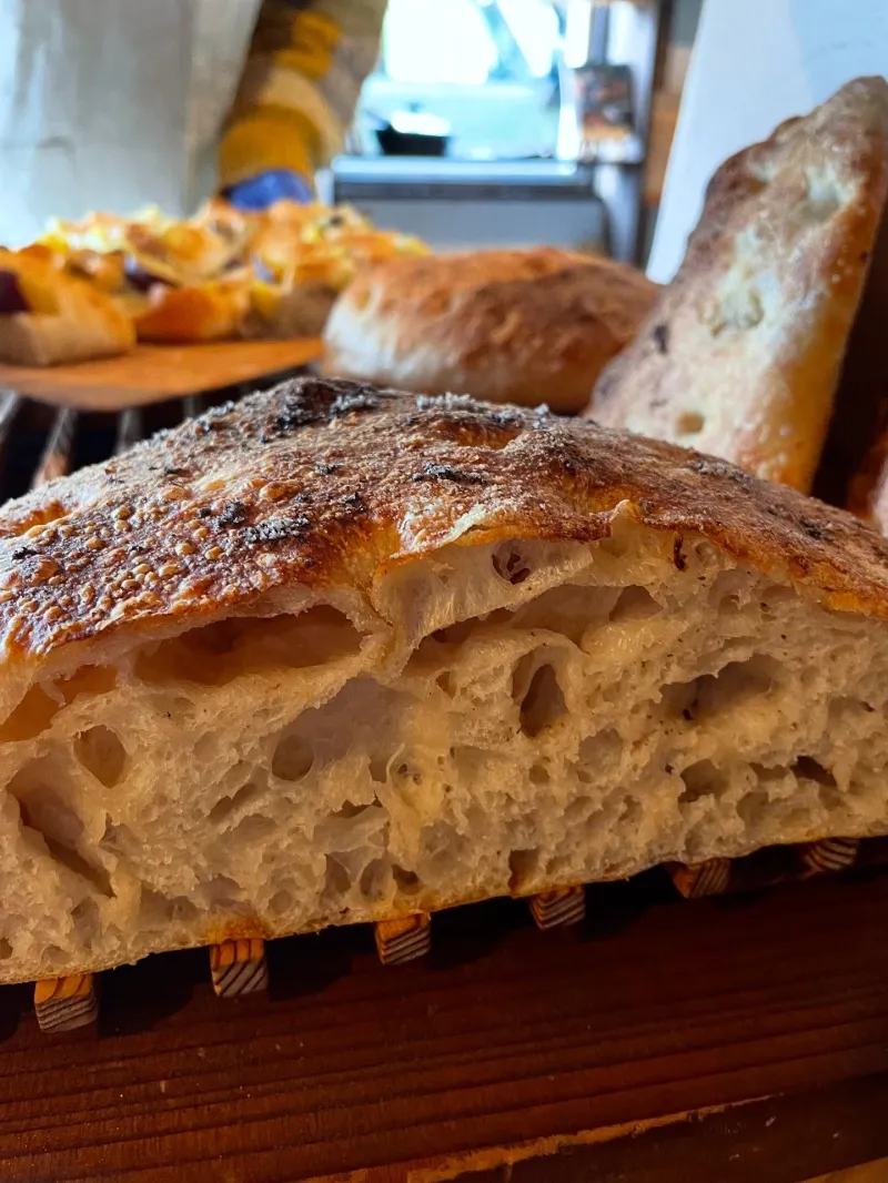 もちもちフォカッチャ