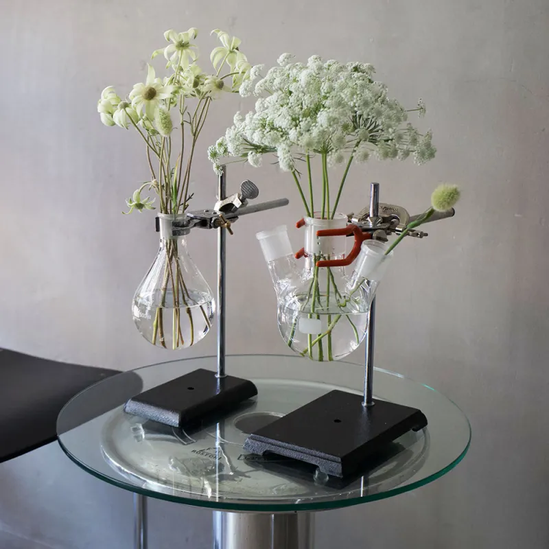 フランスのラボで使用された古い実験器具（フランス1940年頃）