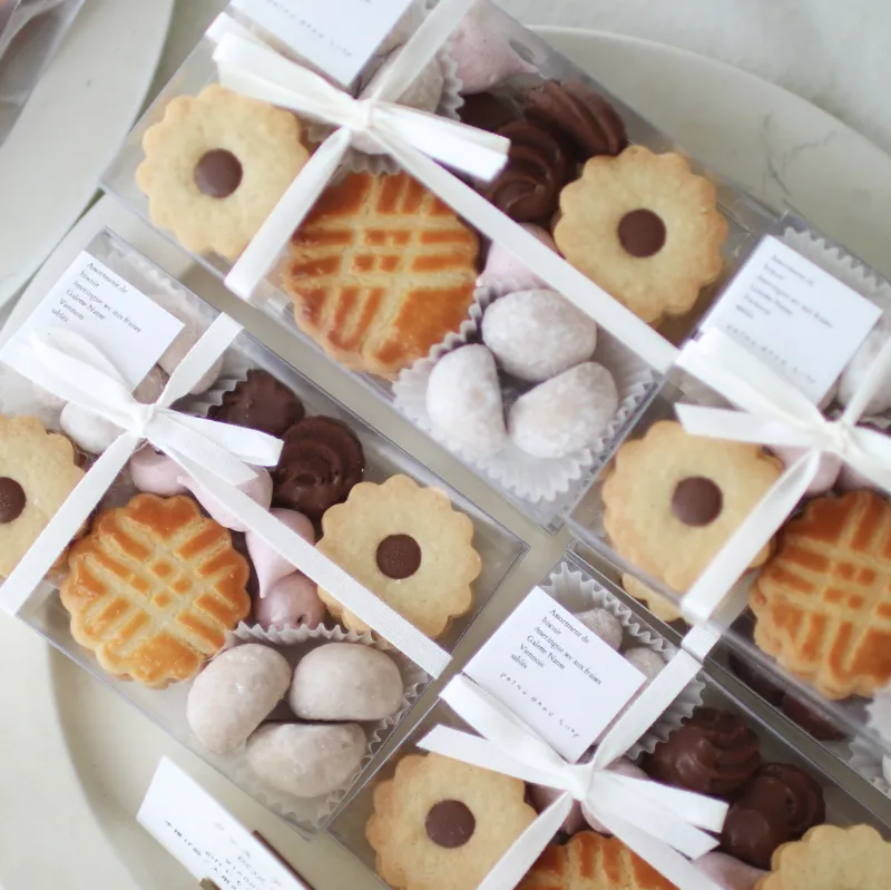 透明BOX入りのクッキーはギフトにもぴったりです。