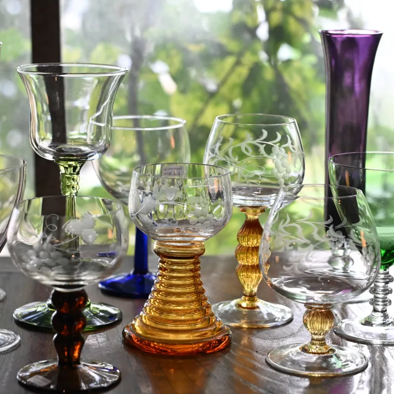 ドイツ・フランスから来たカラフルなワイングラス。食卓を特別な時間に。