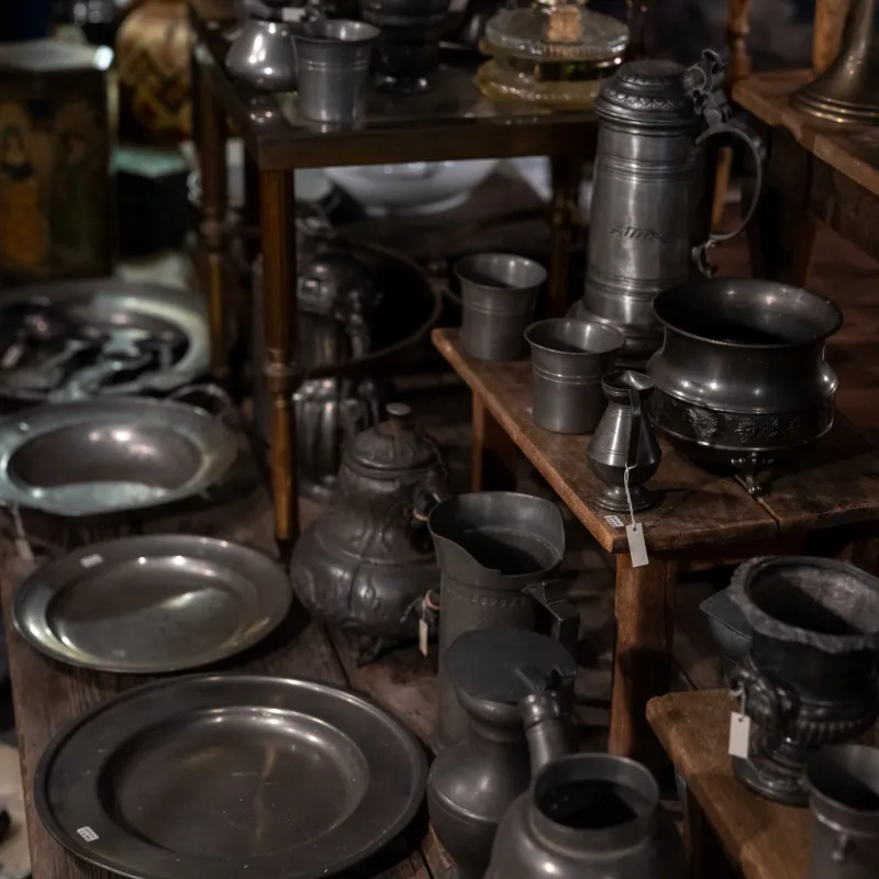 ドイツやフランスから来た雰囲気抜群の古いピューター製品